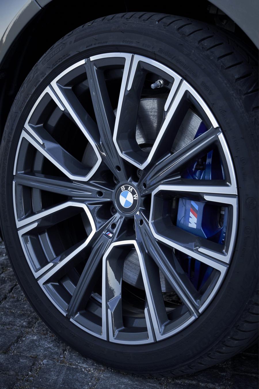 Колеса BMW 745Le xDrive M Sport (G12) 2019 года  (WW) (фото 42 из 103)